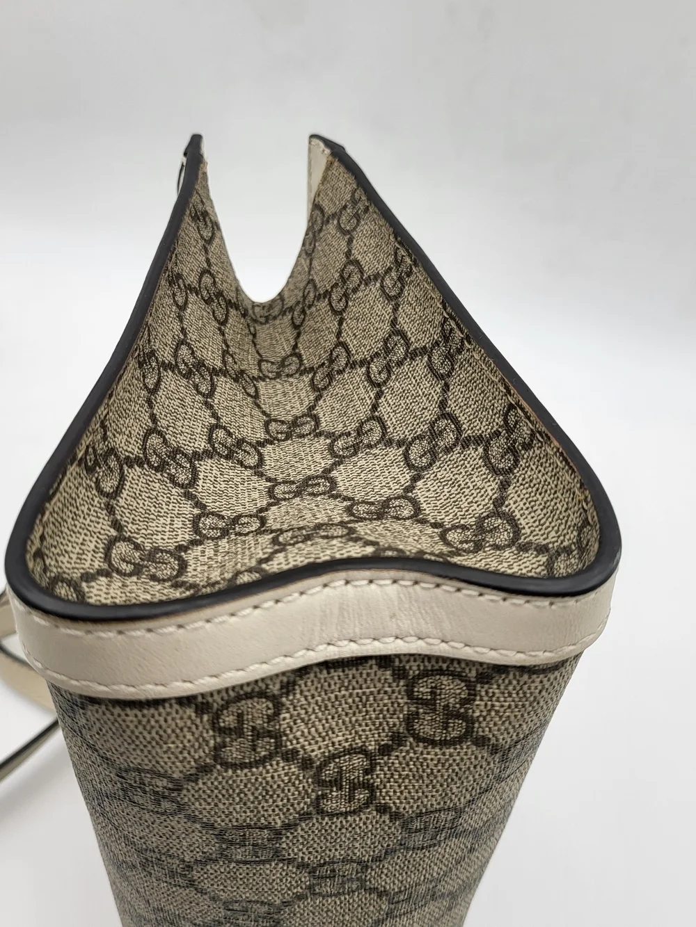 Gucci-GG Canvas Small Padlock  Calfskin Ebony Mystic White, Authentic...